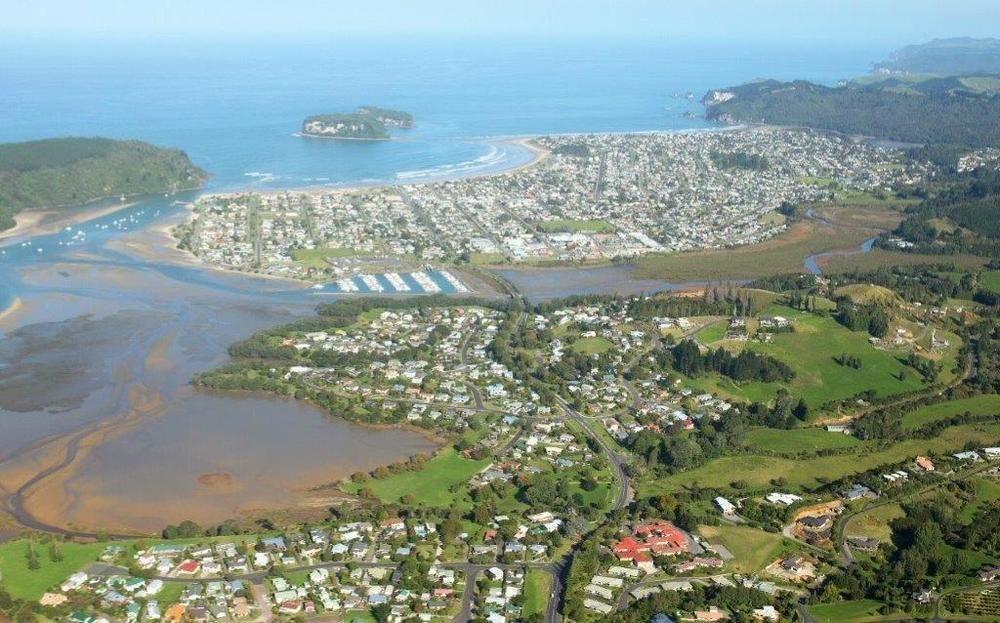 Whangamata Vistas B&B Exterior photo